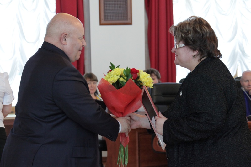 Спикер парламента ЕАО вручил награды депутатам и представителям общественных организаций, Фото с места события из других источников