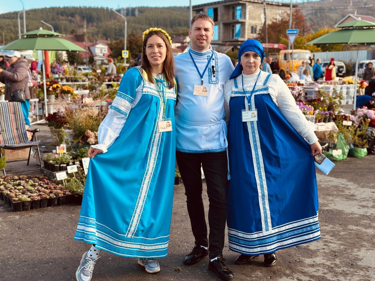 Фермеры Сахалина представили свою продукцию на ярмарке "Свое родное островное" пресс-служба министерства экономического развития Сахалинской области