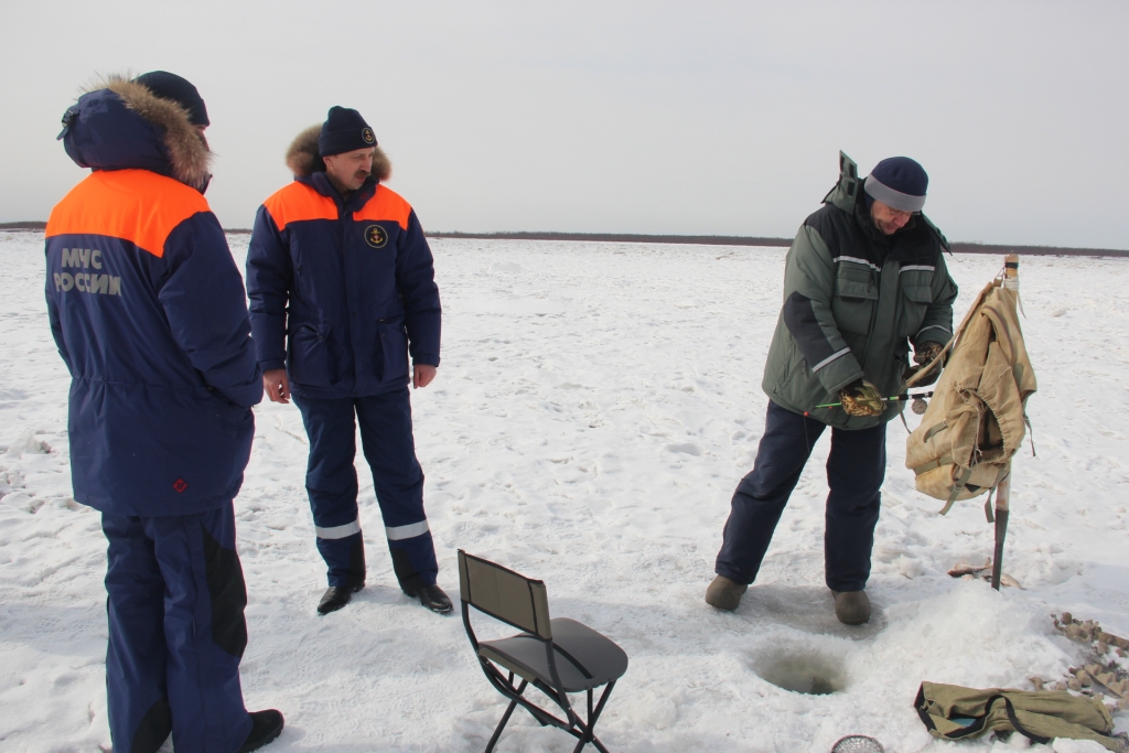 Патрулирование водных объектов проводит МЧС по Хабаровскому краю, Фото с места события из других источников