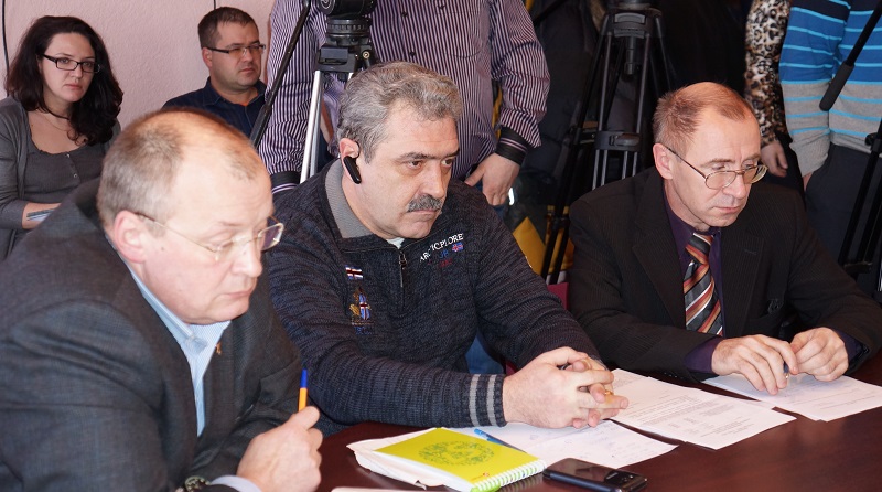 Руководитель агентства по продаже авиабилетов Петр Зуров, Фото с места события собственное