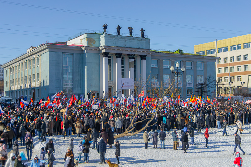 На народный сход пришли более пяти тысяч колымчан, Фото с места события собственное