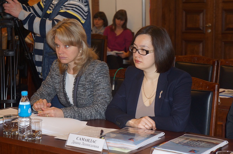 Ирина Пеньевская и Диана Самандас, и.о. министра финансов, Фото с места события собственное