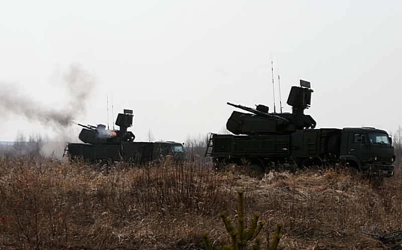 Аппаратура комплекса самостоятельно определяет, какому оружию отдать предпочтение, Фото с места события из других источников