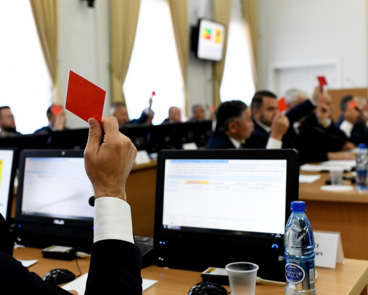 Голосование депутатов пресс-службы Заксобрания Забайкалья