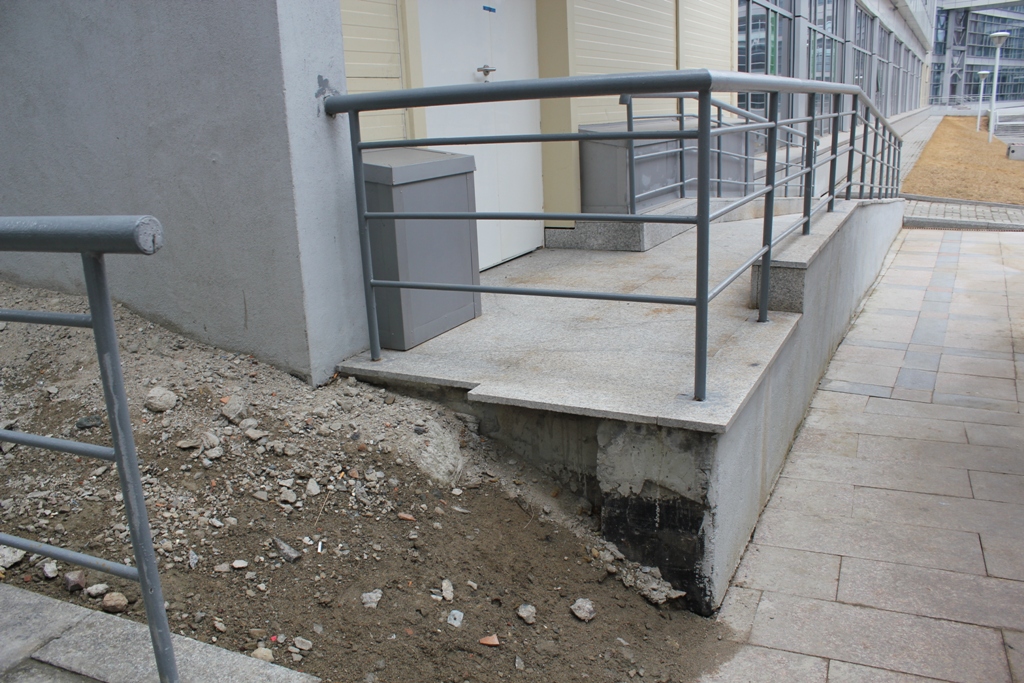 Кампус ДВФУ все еще кое-где похож на стройплощадку, Фото с места события собственное