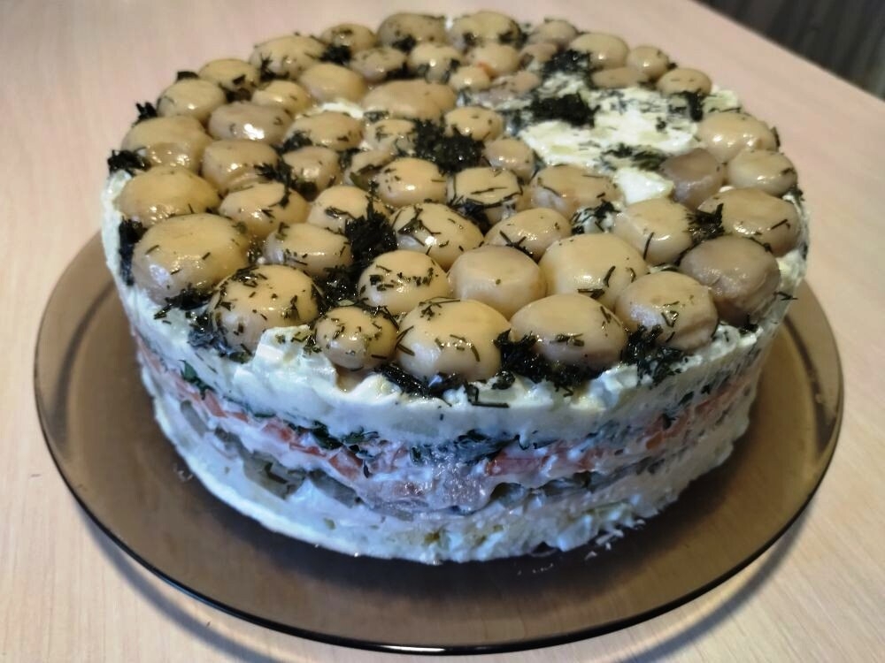 Салат &quotГрибная поляна&quot: шикарная закуска вызовет восторг у ваших гостей ИА ЕАОMedia