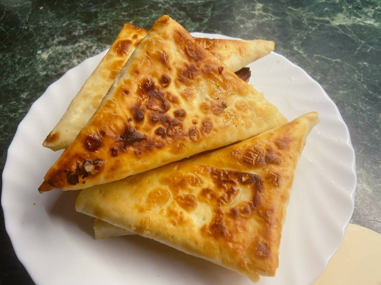 Кармашки из лаваша: получаются нежными и сочными - идеальный перекус на работе