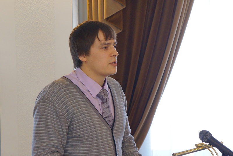 Директор МОГАУ "Ресурсный центр поддержки молодежных инициатив"Александр Попков, Фото с места события собственное