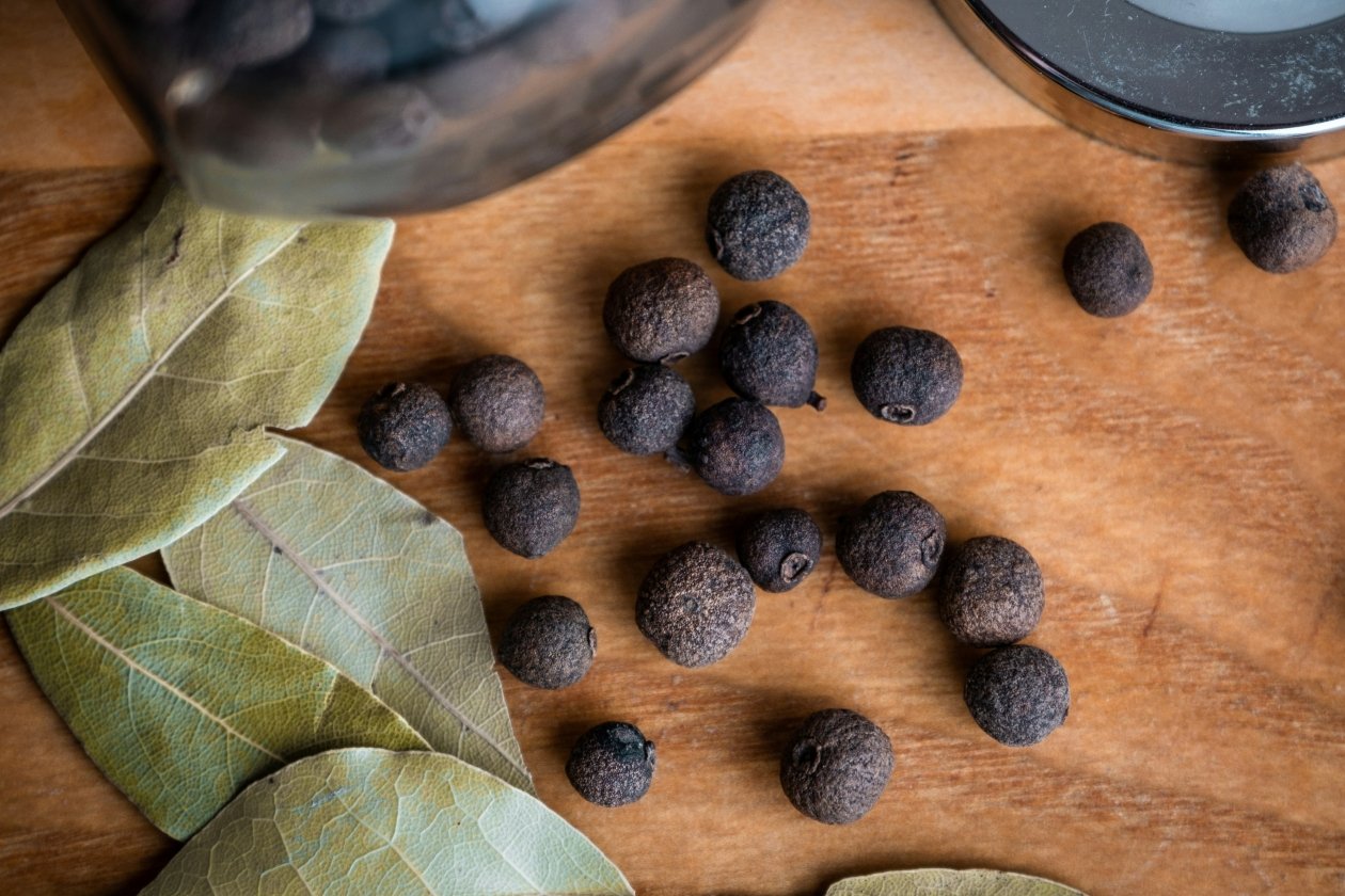 Эксперты посоветовали использовать лавровый лист в домашнем хозяйстве unsplash.com