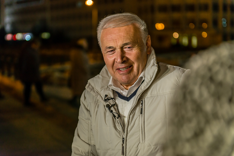 Губернатор Магаданской области Владимир Печеный, Фото с места события собственное