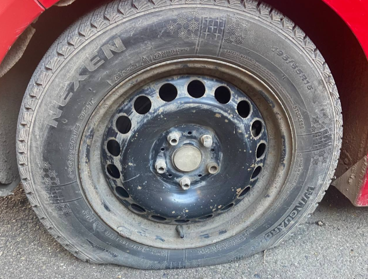 Спущенное колесо ИА KrasnodarMedia