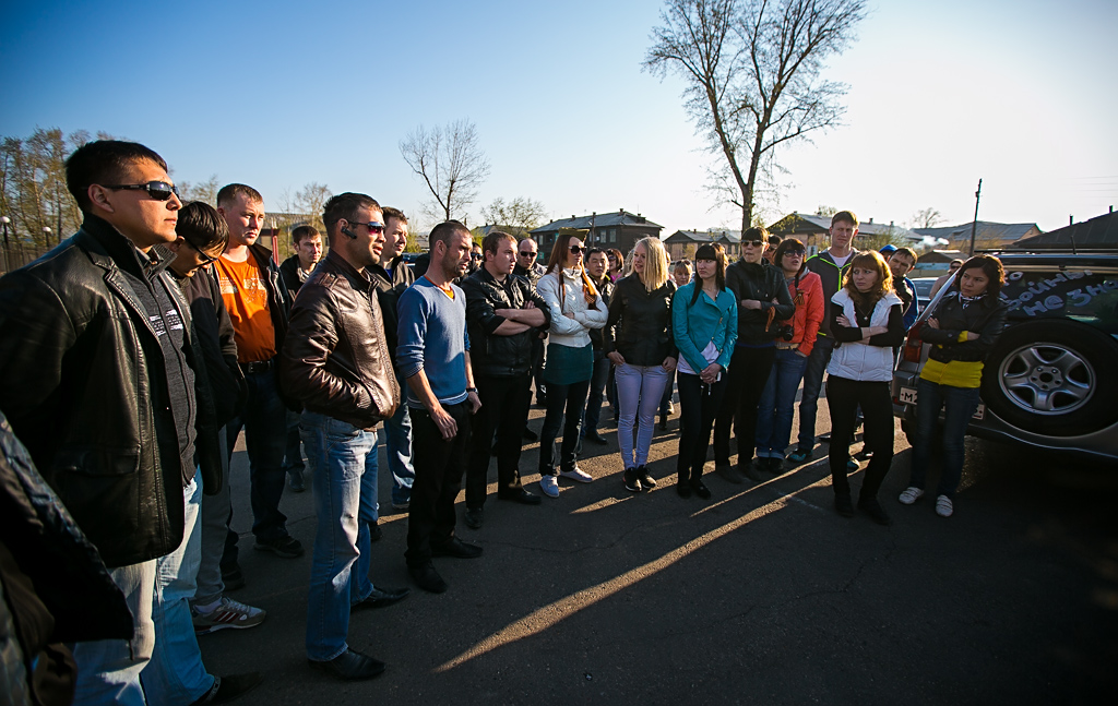 Автомобилисты раскрасили свои автомобили к Дню Победы, Фото с места события собственное
