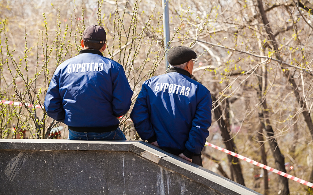 За горением Вечного огня в день Победы наблюдали сотрудники "Бурятгаза" , Фото с места события собственное