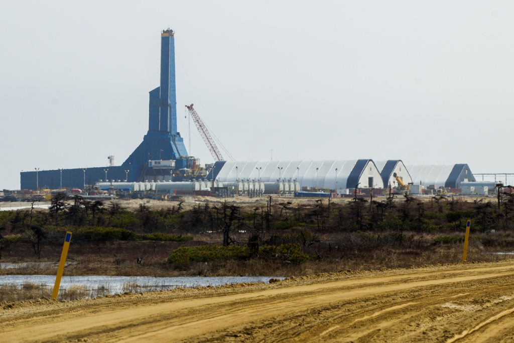 Северное Чайво, Фото с места события из других источников