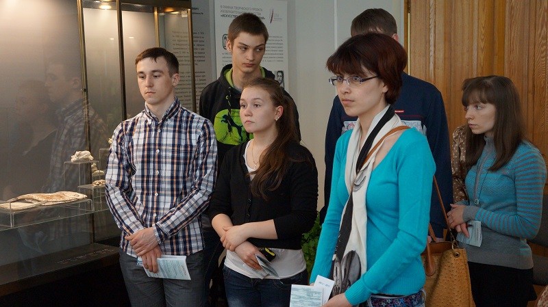 Акция направлена на молодежь, Фото с места события собственное