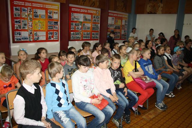 Встреча в музее, Фото с места события собственное