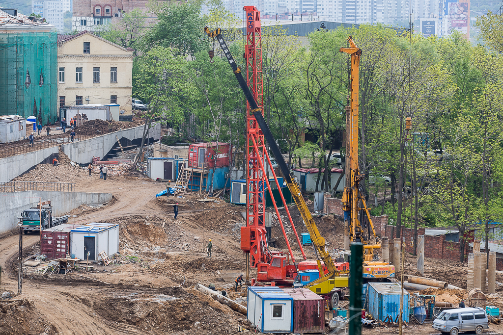 Строительство владивосток. Стройка Владивосток. Стройка в городе Владивосток. Строительные технологии Владивосток.