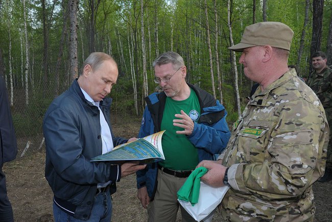 Путин в "Желундинском" заказнике, Фото с места события из других источников