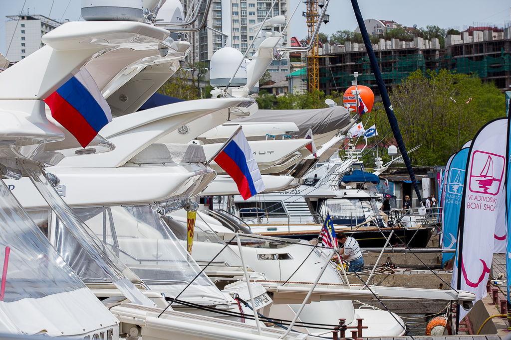 Выставка яхт и катеров во Владивостоке, Фото с места события собственное