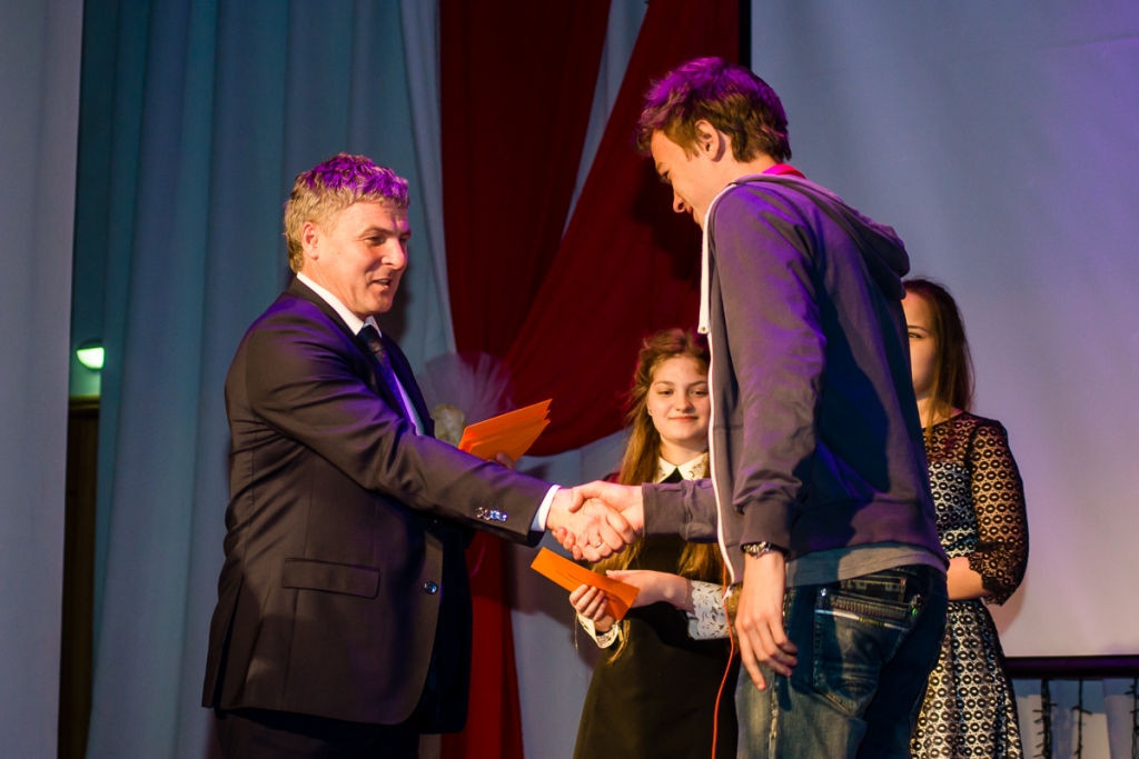 Глава ГО ЗАТО Большой Камень Дмитрий Чернявский, Фото с места события собственное