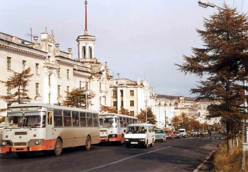 Проспект Ленина, начало 1990-х Из социальных сетей