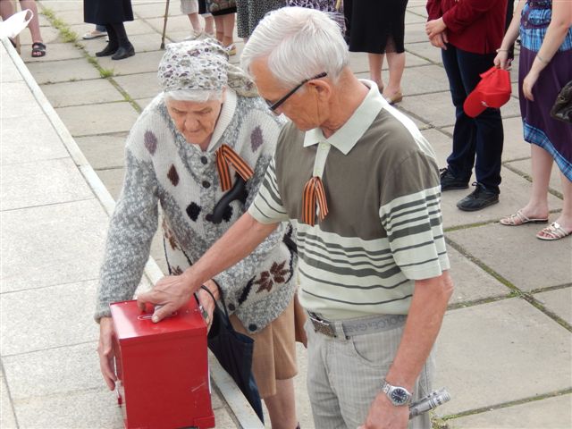 Антифашистская акция прошла в Биробиджане, Фото с места события собственное