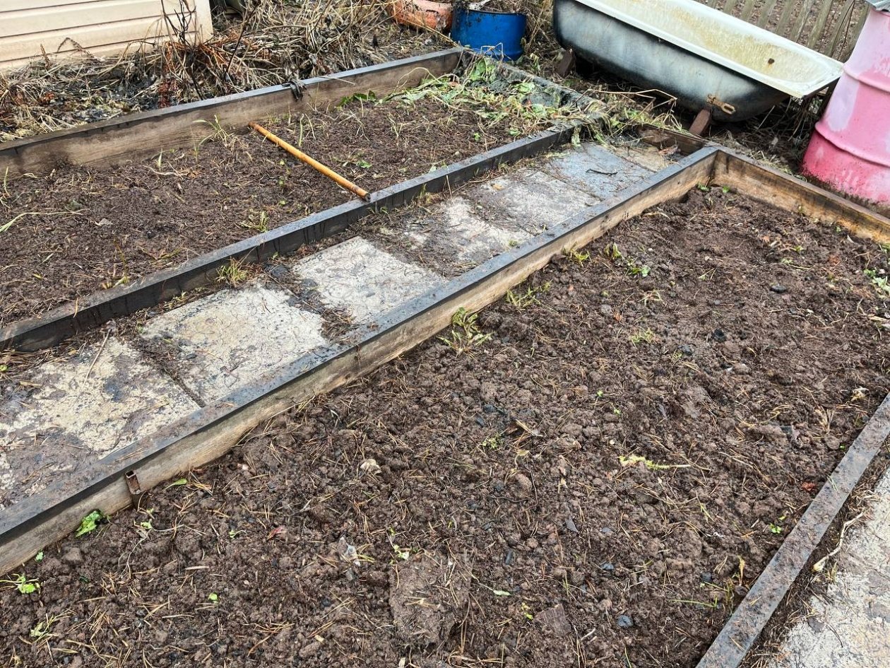 Грядки, земля, огород, весна Артем Дубенчук