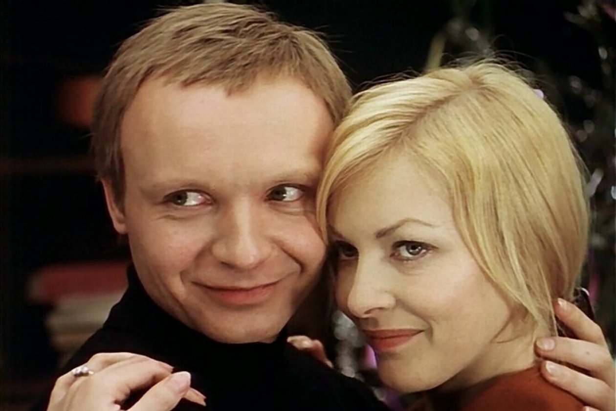 Лукашин и Наденька кадр из фильма &quotИрония судьбы, или С легким паром&quot (12+)