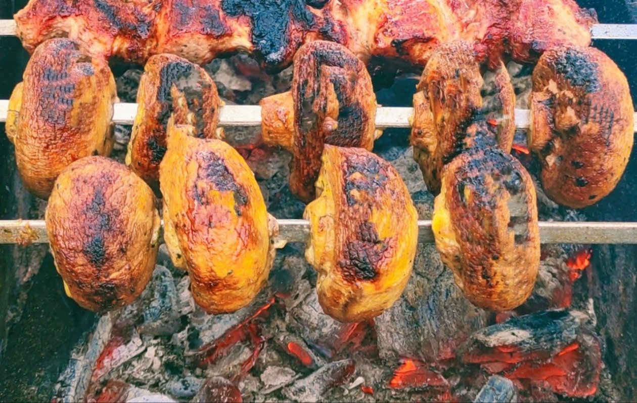 Пока шашлык маринуется — готовим на мангале шампиньоны с сыром: о мясе все тут же забудут