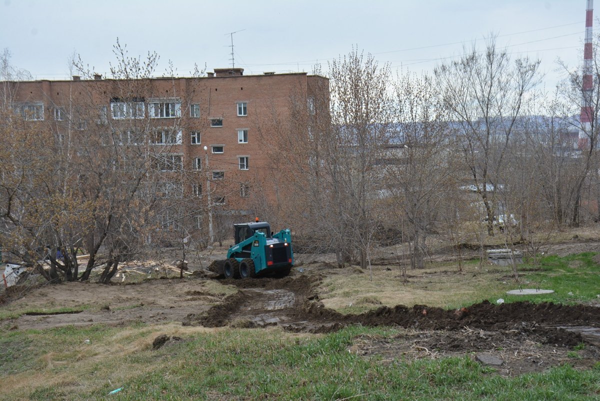 В Красноярске началось благоустройство сквера на Борисевича