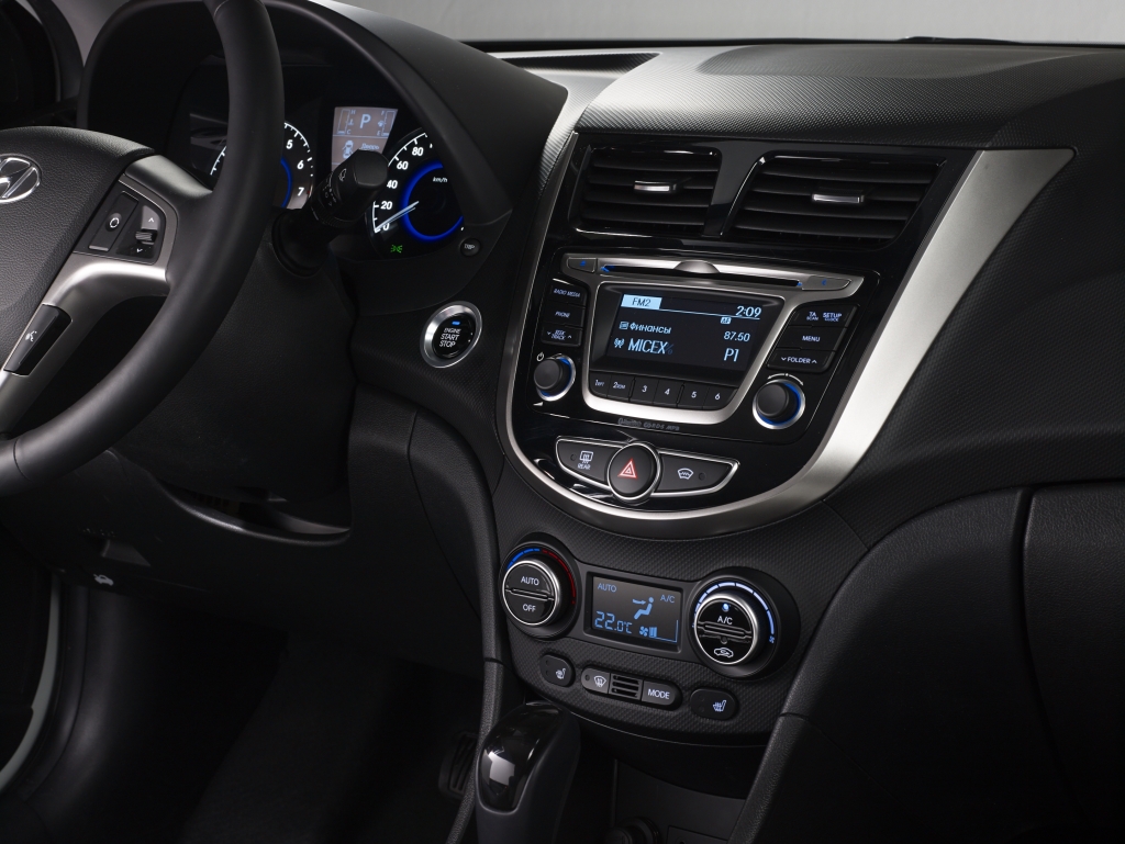 Интерьер тоже поменялся, Фото с места события из других источников