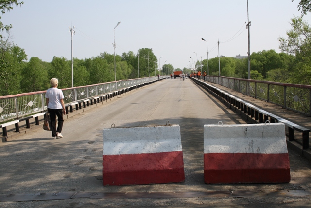 Ремонт старого моста через р. Бира в Биробиджане выполнен некачественно Владимир Иващенко, ИА ЕАОmedia