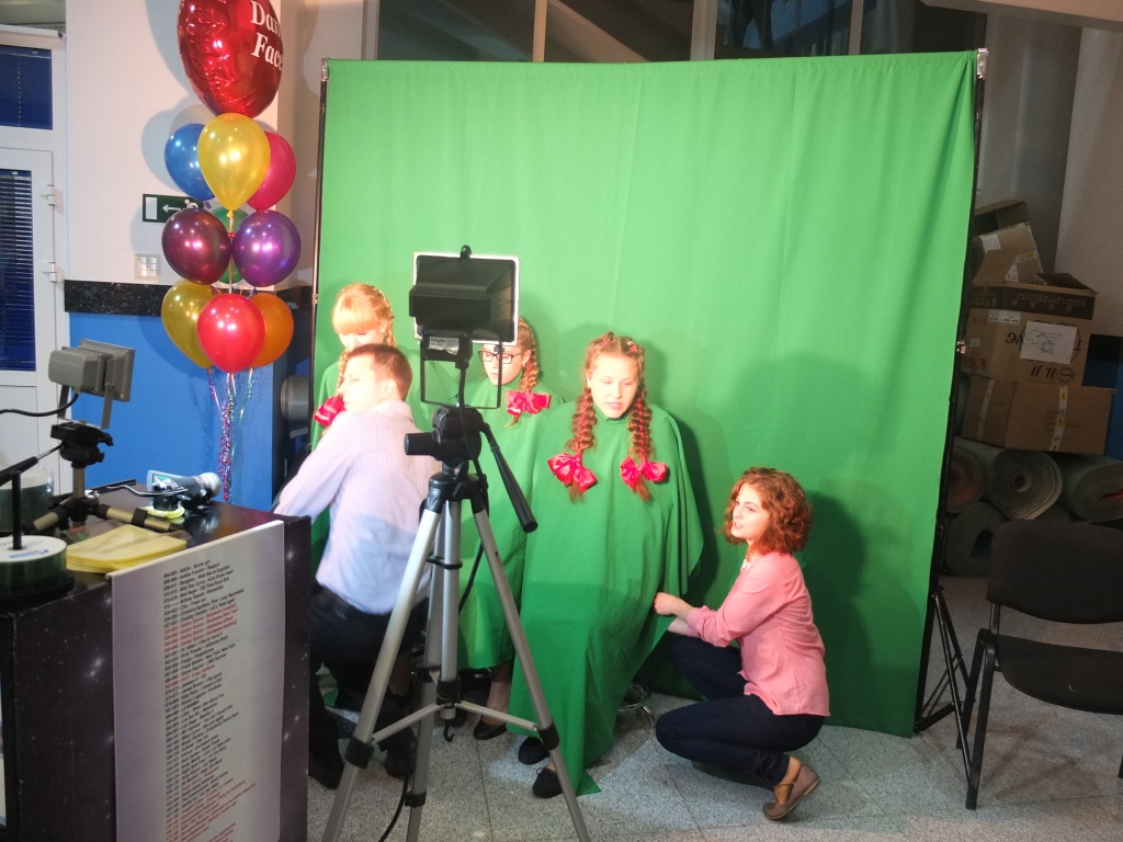 Большой выпускной вечер прошел в Хабаровске, Фото с места события собственное