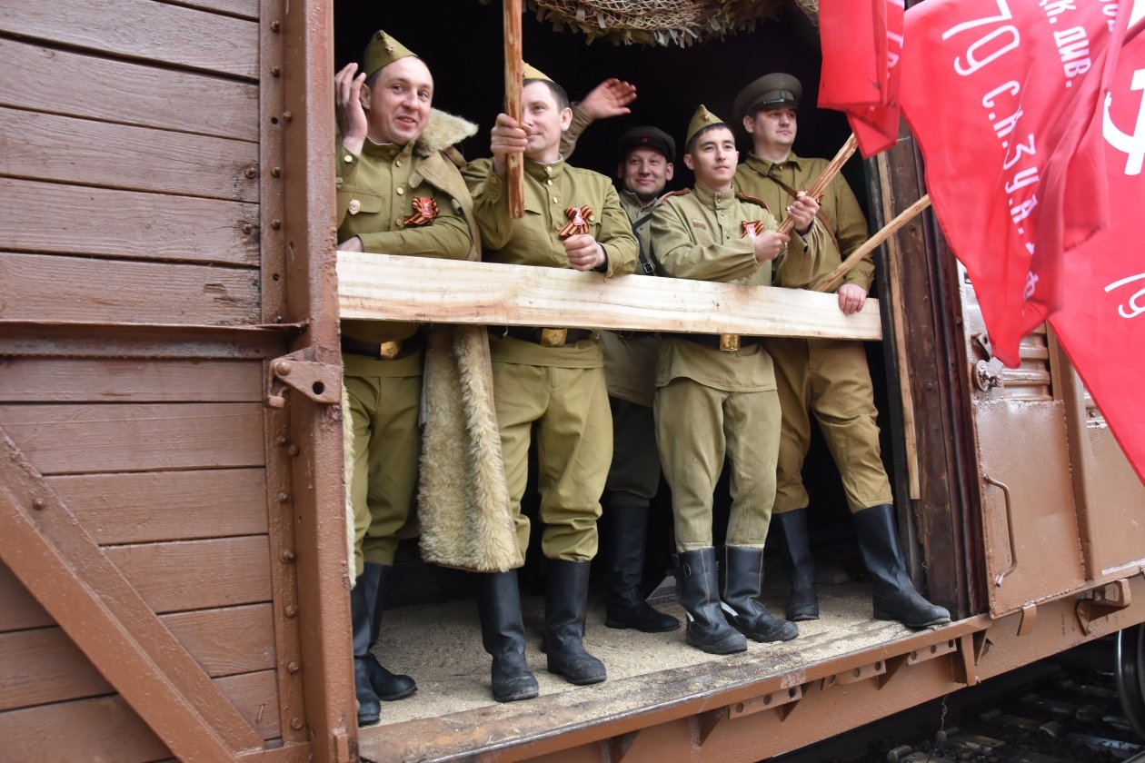 “Поезд Победы” прибыл в Долинский район