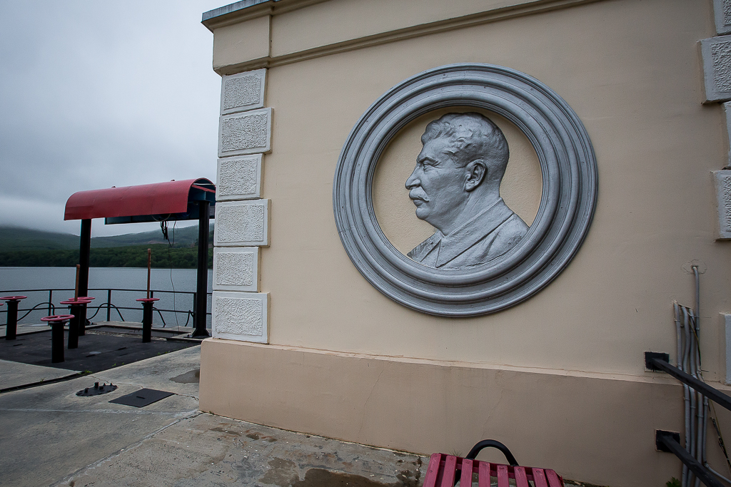 Изображение И.В.Сталина на гидроузле Седанкинского водохранилища, Фото с места события собственное