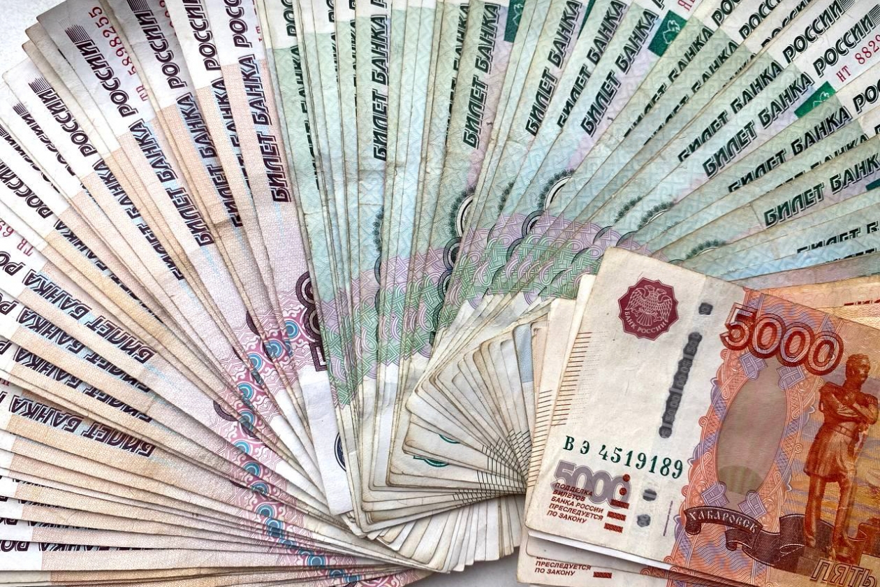 Доллар, евро и юань: чего ждать от курса на этой неделе