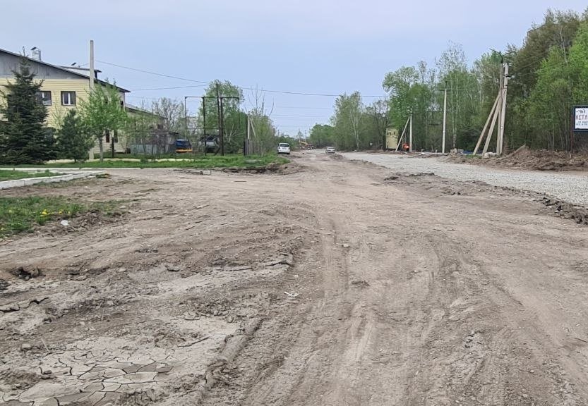 Боль автовладельцев: заасфальтируют проблемную дорогу по ул. Индустриальной в Биробиджане