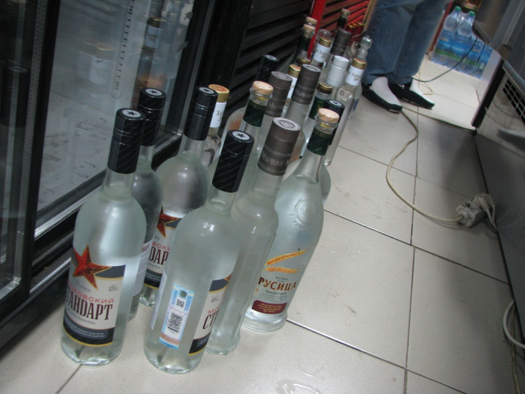 Водка, Фото с места события из других источников