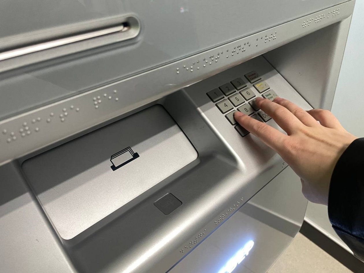 Только 100 тысяч: с сегодняшнего дня жесткий запрет на онлайн-переводы с карты на карту ИА SevastopolMedia