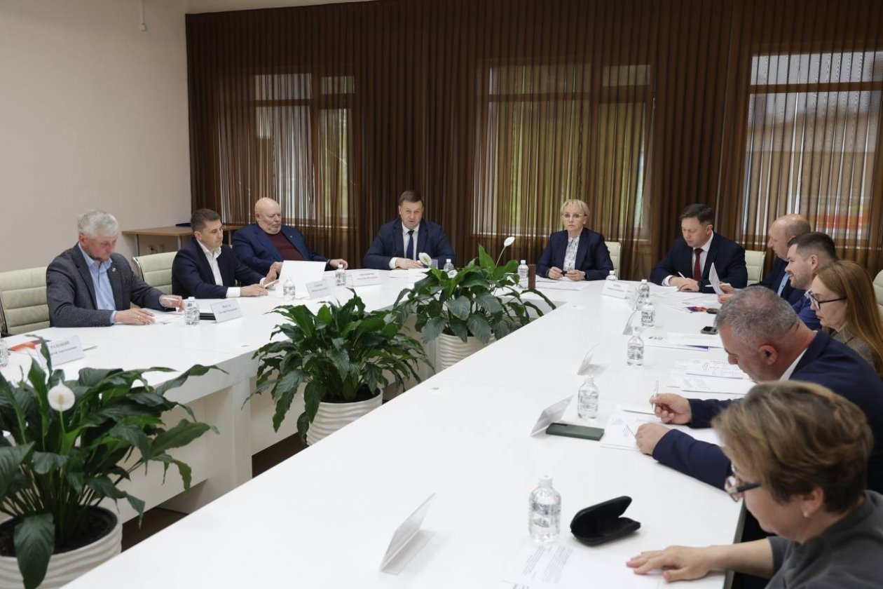 ЕР выбирает кандидата на пост губернатора ЕАО: в списке – три фамилии
