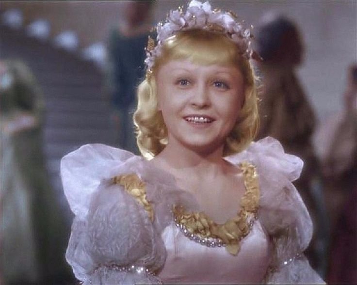 Узнайте, насколько вы старый: угадайте советский фильм по принцессе - ТЕСТ кадр из фильма &quotЗолушка&quot (0+)