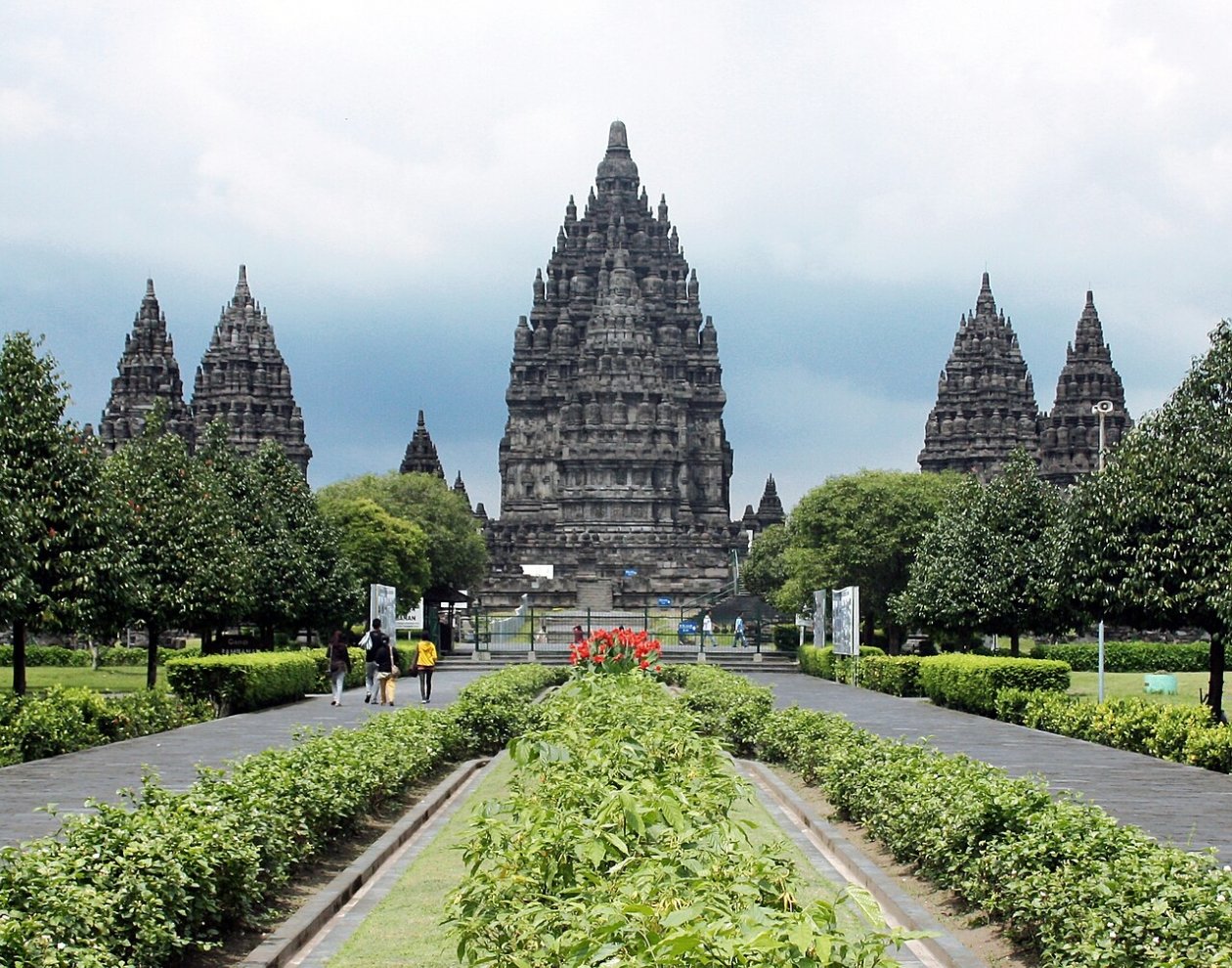 Gunkarta Gunawan Kartapranata, wikipedia.org