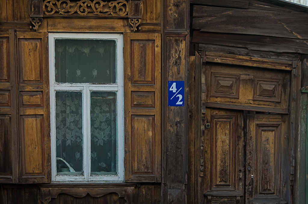 Памятники деревянной старины в Улан-Удэ надо спасать — краевед Евгений Голубев, Фото с места события собственное