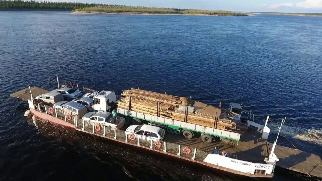 Подъём воды в Вилюе прервал движение на федеральной трассе в Якутии