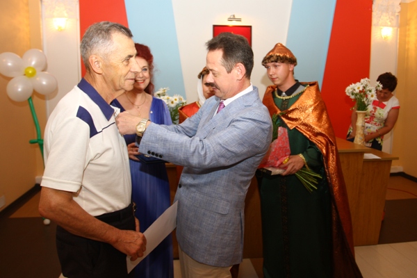 Награждение, Фото с места события из других источников