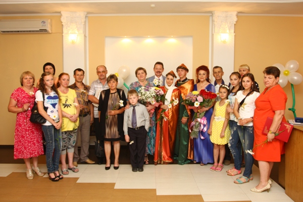 Праздник, Фото с места события из других источников