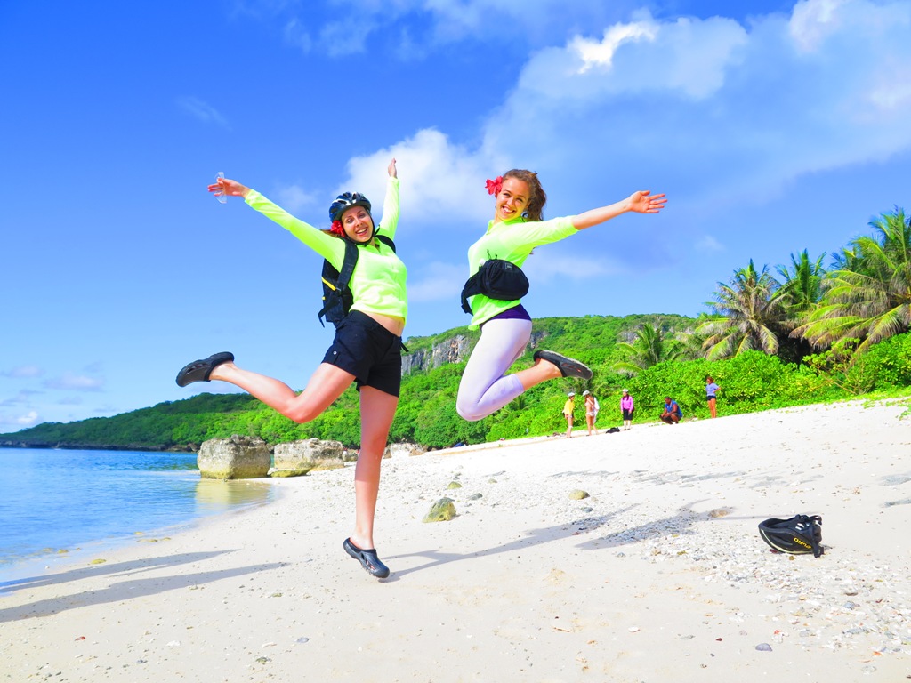 Сайпан привлекает туристов из России, Фото с места события из других источников