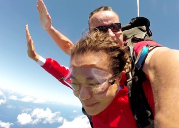 Российские туристы – одни из самых активных "парашютистов" на Сайпане, Фото с места события из других источников