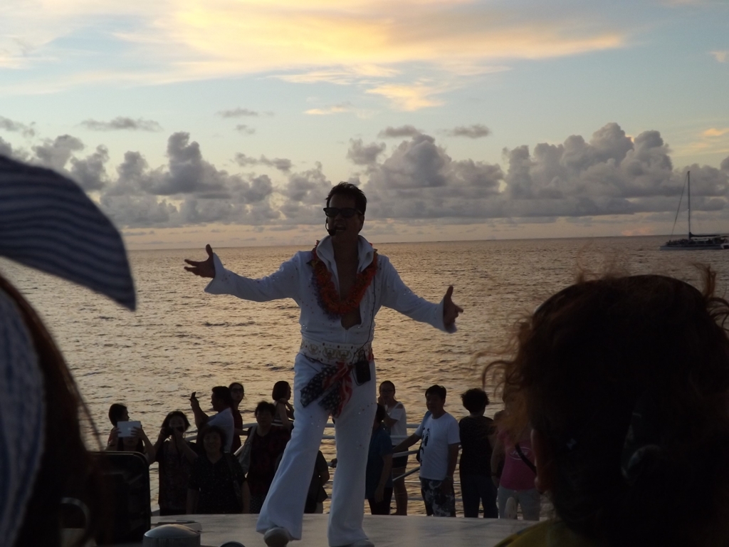 Круиз на закате солнца и творчество местных музыкальных групп, Фото с места события из других источников