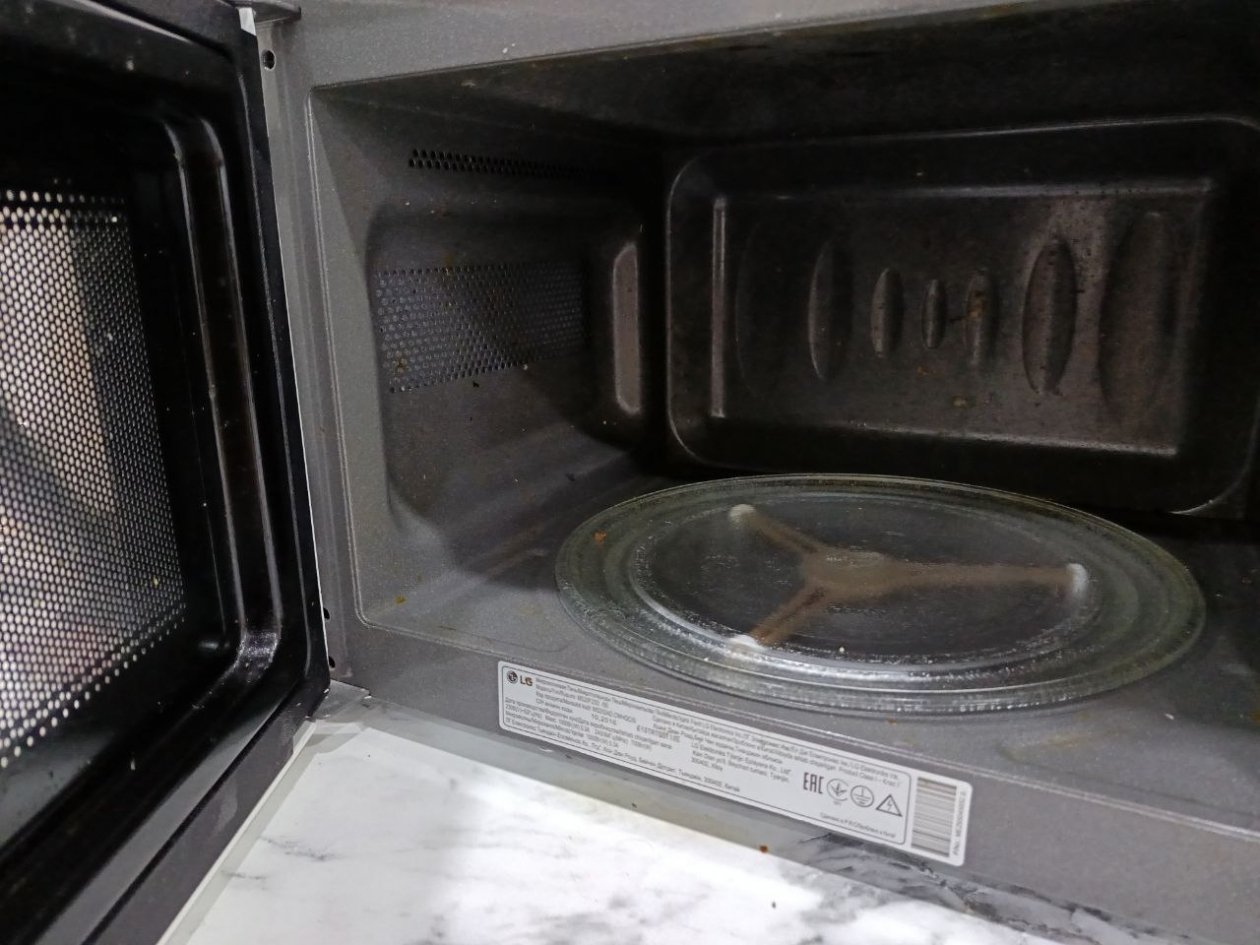 Разводим 2 ложки в воде - через 10 мин. микроволновка как новая: без жира и засохшей еды ИА StavropolMedia